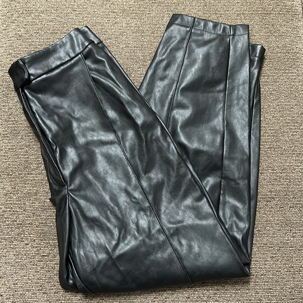 Black Leather Lulus 4th Reckless US Size S (EK 10) LOOK AT SIZE NOTES BIG